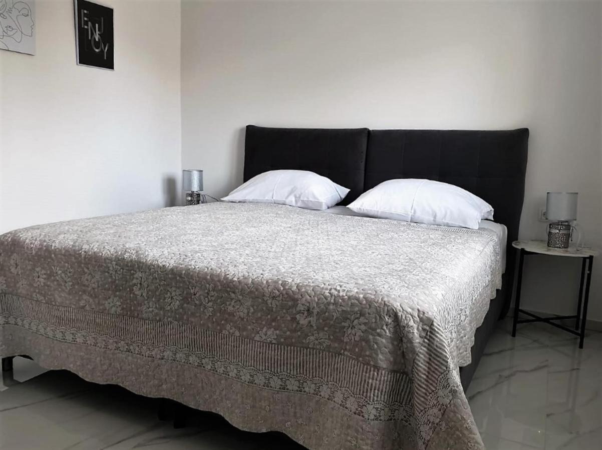 Premium Apartments Adore Новаля Екстер'єр фото